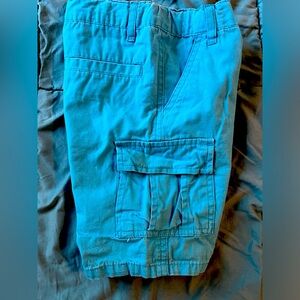 Boys cargo shorts by Nautica. Size 3T.